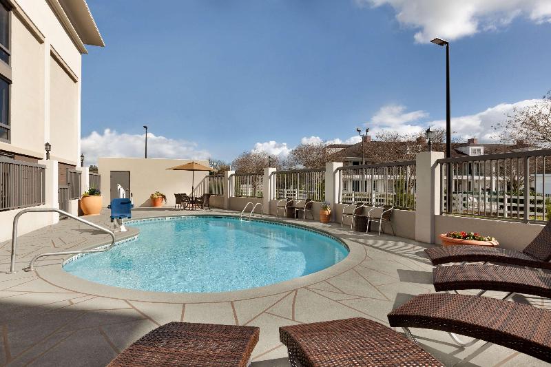 Отель Hampton Inn Waycross