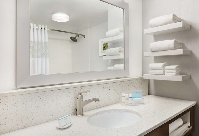 Отель Hampton Inn Waycross