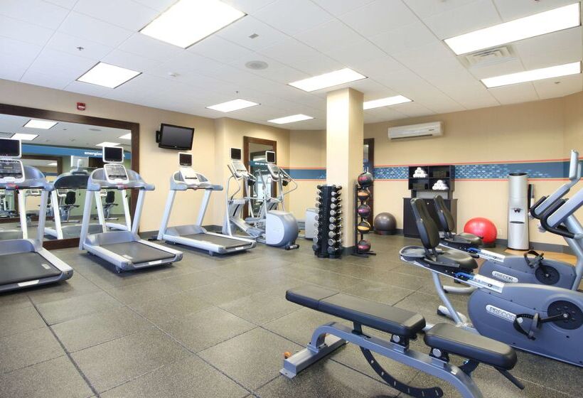 فندق Hampton Inn White Plains/tarrytown