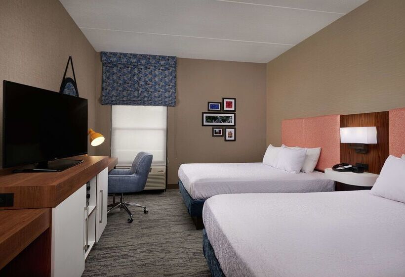 فندق Hampton Inn By Hilton Youngstown West I 80