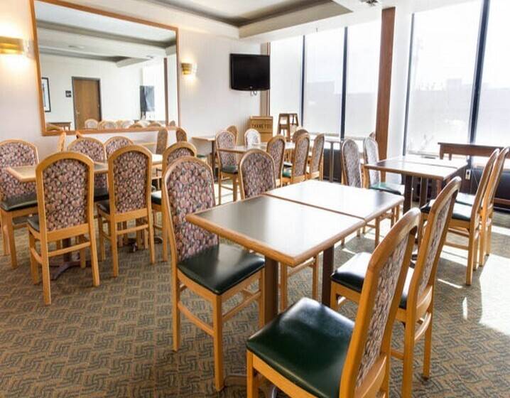 فندق Pear Tree Inn Cape Girardeau West
