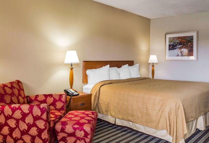 هتل Quality Inn At The Mall  Valdosta