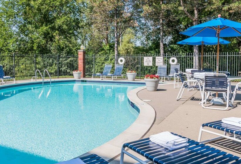 فندق Quality Inn Auburn Hills   Detroit North