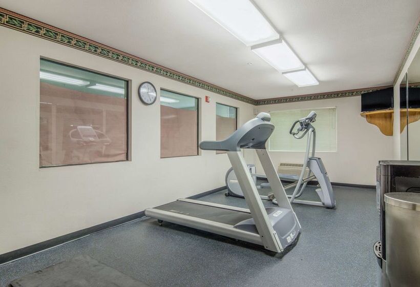فندق Red Lion Inn & Suites Port Orchard