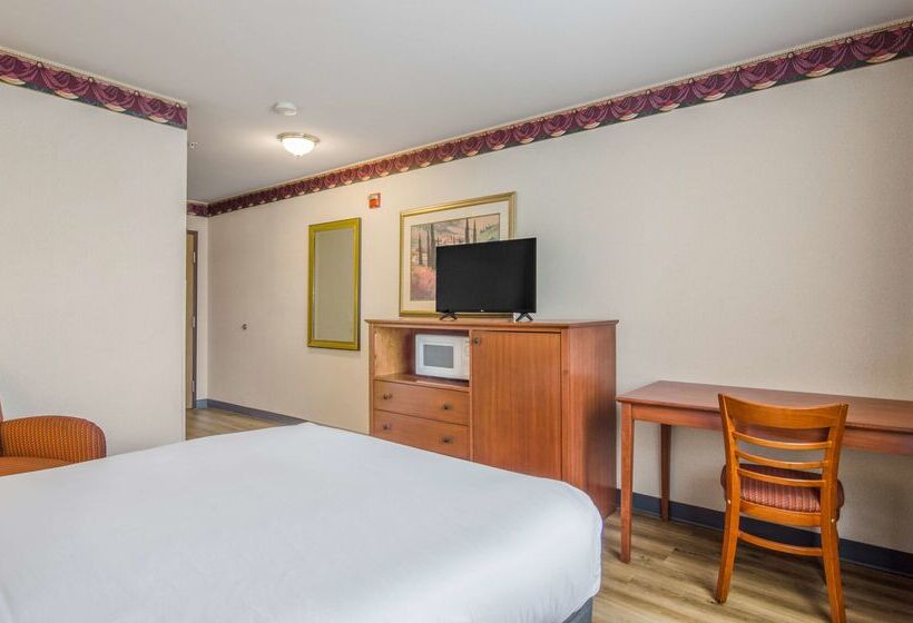فندق Red Lion Inn & Suites Port Orchard