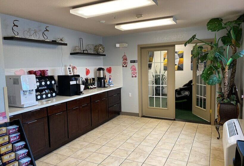 فندق Red Lion Inn & Suites Port Orchard