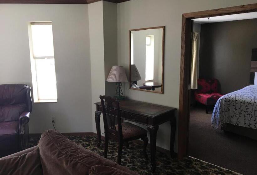 هتل Roosevelt Inn Mount Rushmore