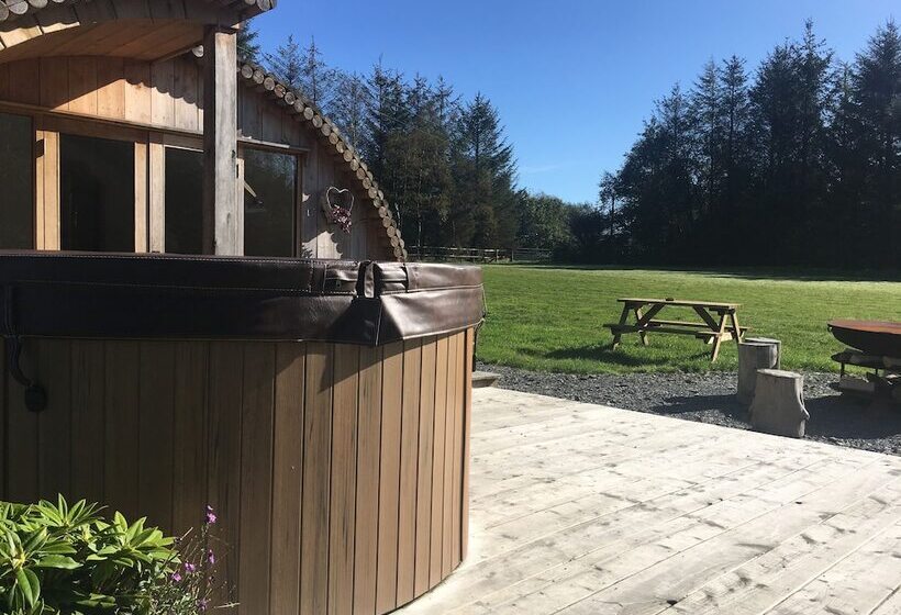 בית מלון כפרי Brynllwyd Glamping