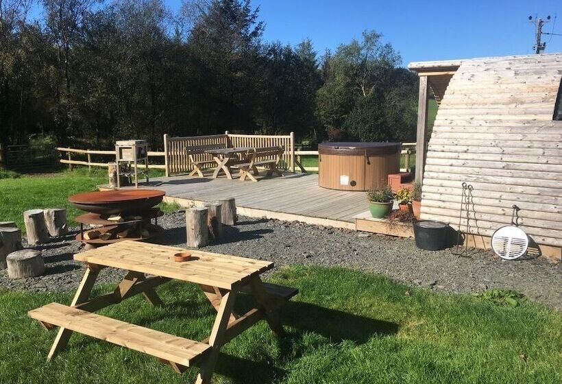 בית מלון כפרי Brynllwyd Glamping