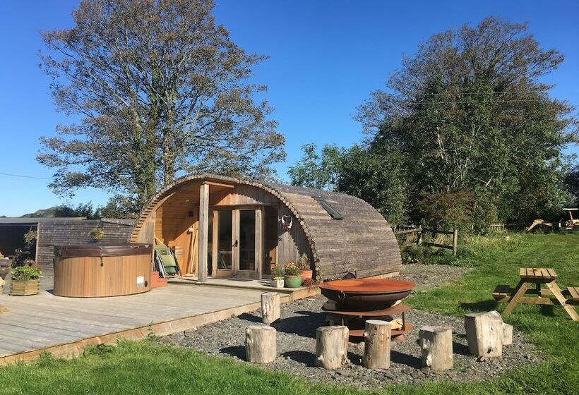 בית מלון כפרי Brynllwyd Glamping