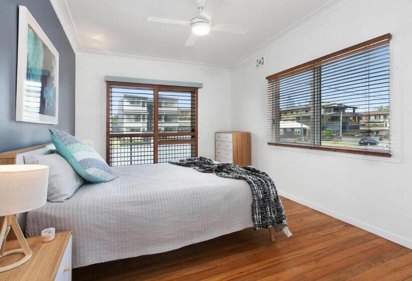 Beach House On Pearl   Kingscliff Central