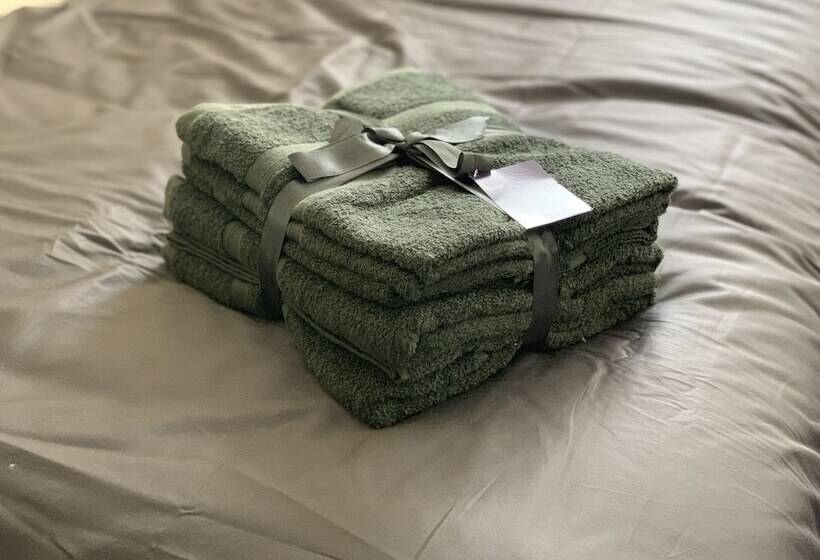 تختخواب و صبحانه Cranmore Guest House