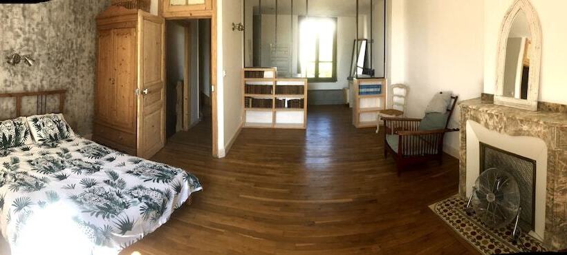 ベッドアンドブレックファースト Librairie Abelard