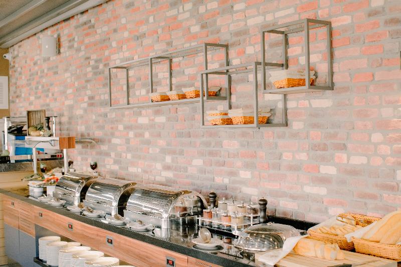 Laren Sea Side Hotel Spa