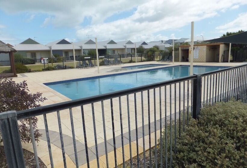Seafront Unit 60