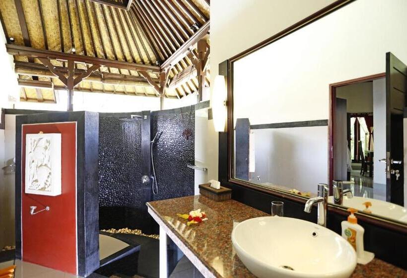 Отель Teluk Karang Dive & Spa Resort