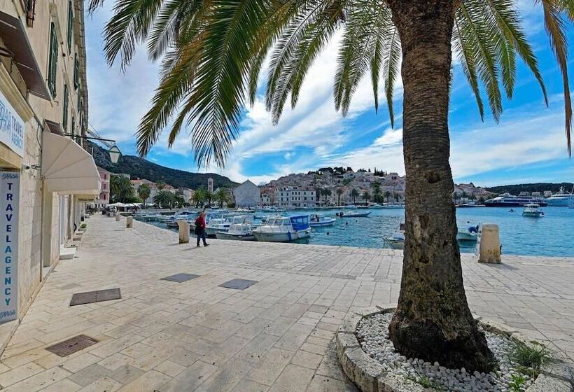 پانسیون Harmony Room Hvar