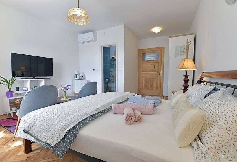 پانسیون Harmony Room Hvar