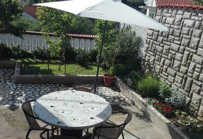 Apartment Dunja