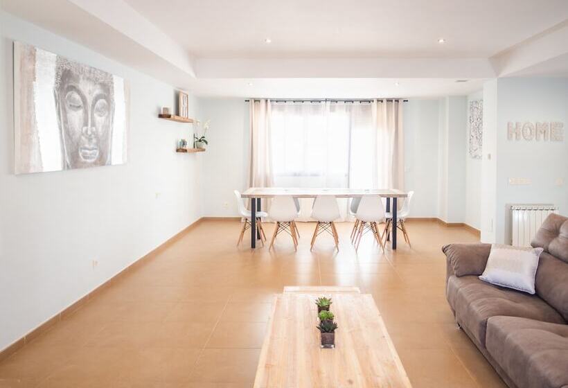 Ronda Home
