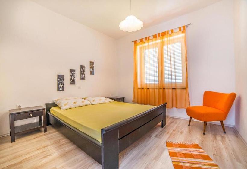 Apartment Lidija 4202