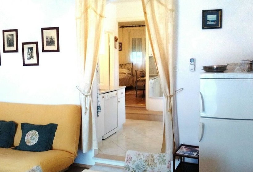 Apartments Jagoda / Splitska/ A1 Two Bedrooms