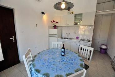 Apartments Pavao