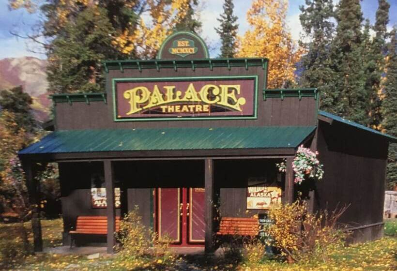 فندق Wood River Lodge   Side By Side,jet Boat Transport Included, Flight Optional   Not Included