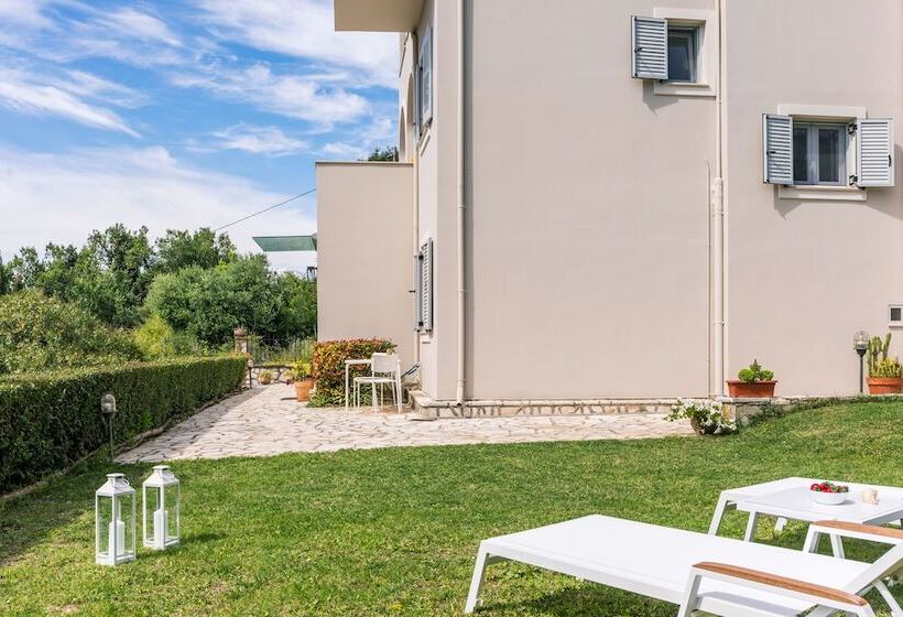 Seaview Luxurious Apartment Near Corfu Town Adults Only By Konnect