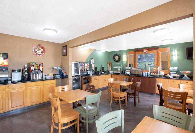 هتل Americinn By Wyndham Council Bluffs