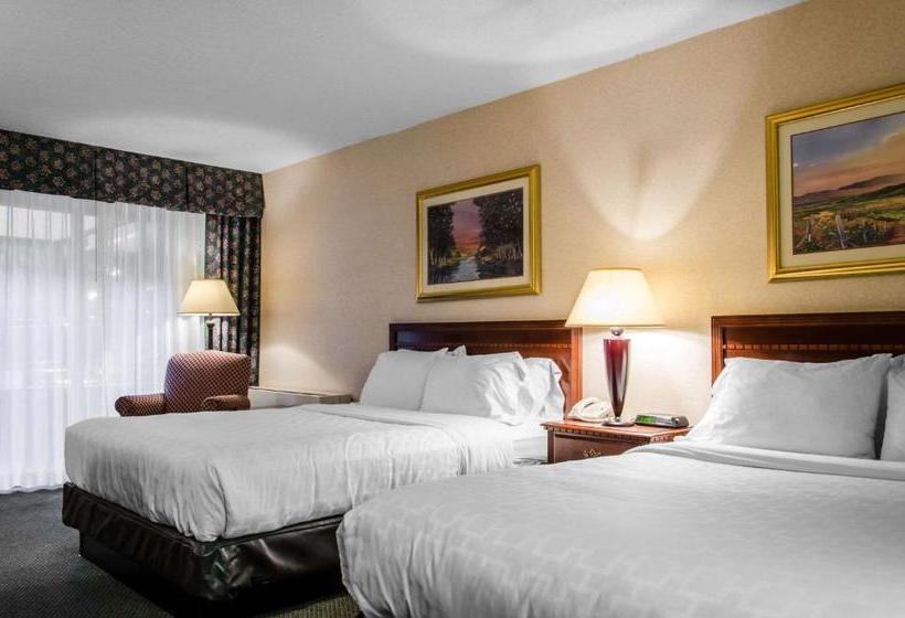 فندق Clarion Inn Pocatello