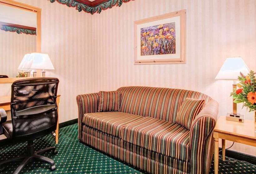 فندق Clarion Suites Anchorage Downtown