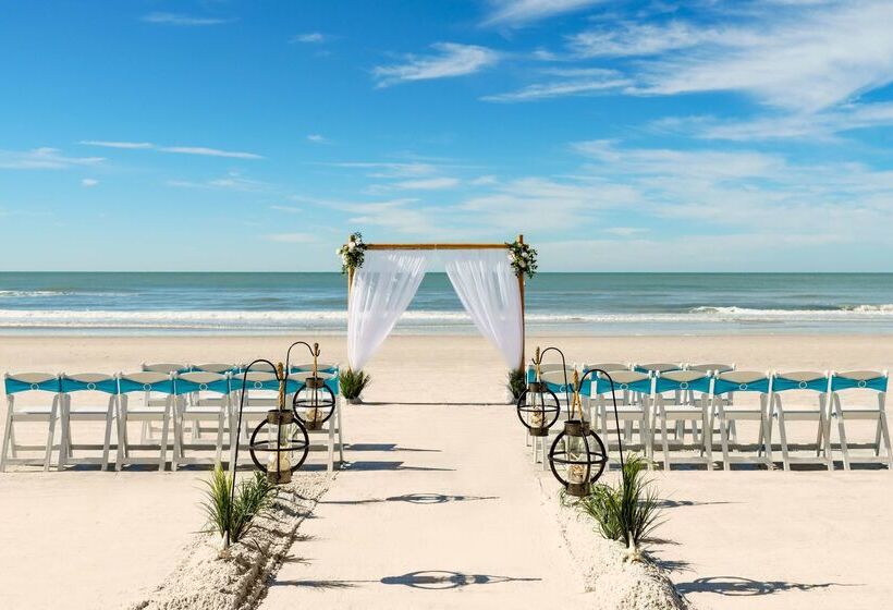 בית מלון כפרי Doubletree Beach Resort By Hilton Tampa Bay   North Redingto