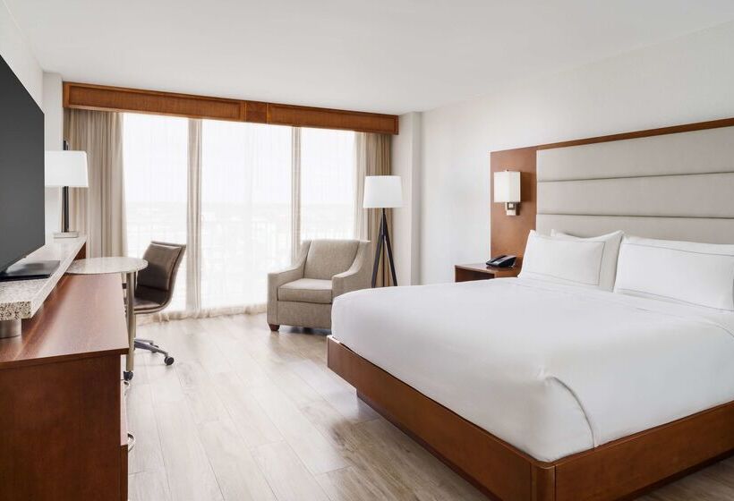 בית מלון כפרי Doubletree Beach Resort By Hilton Tampa Bay   North Redingto