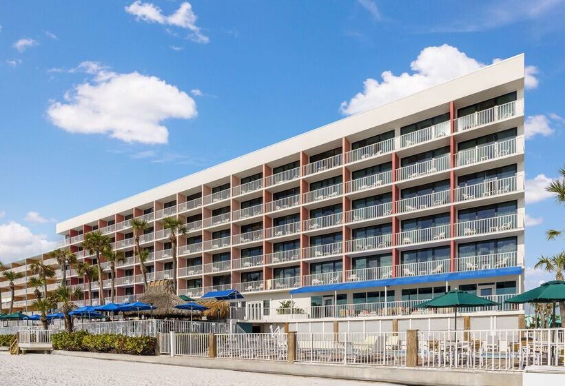 בית מלון כפרי Doubletree Beach Resort By Hilton Tampa Bay   North Redingto