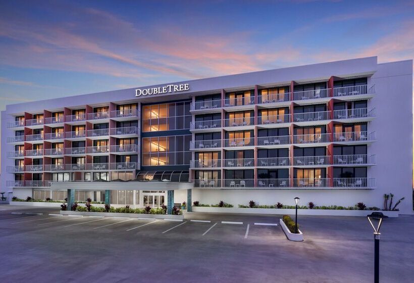 בית מלון כפרי Doubletree Beach Resort By Hilton Tampa Bay   North Redingto
