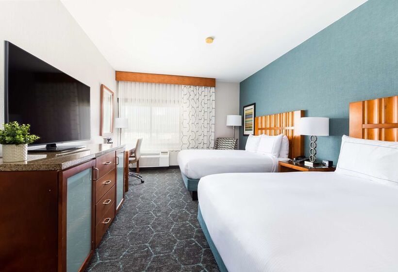 בית מלון כפרי Doubletree By Hilton  Carson