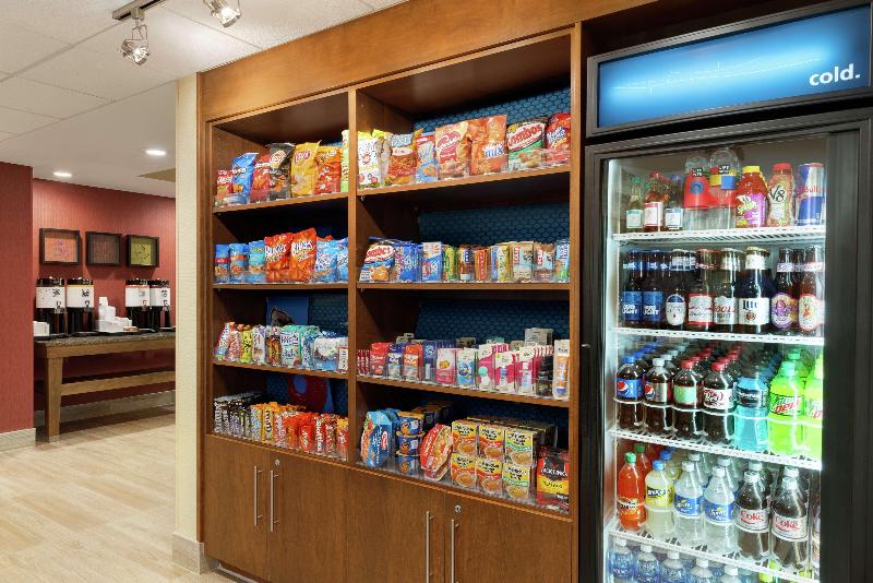 هتل Hampton Inn West Des Moines Lake Drive