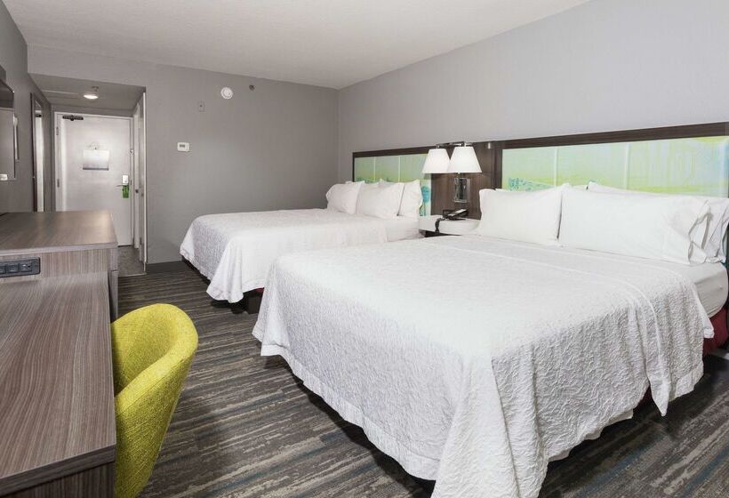 هتل Hampton Inn St. Augustine Beach