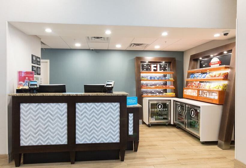 هتل Hampton Inn St. Augustine Beach