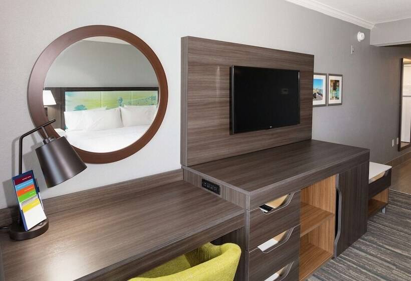 هتل Hampton Inn St. Augustine Beach