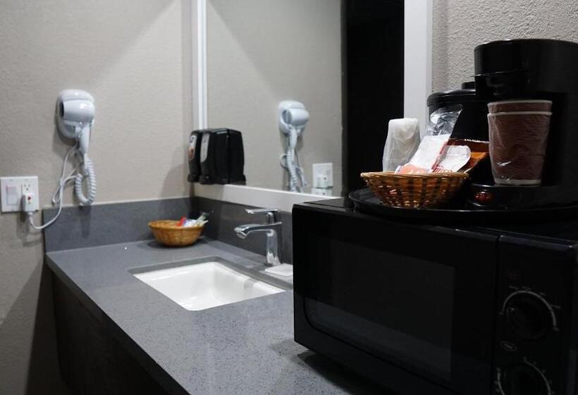 فندق Hawthorne Plaza Inn Near Lax