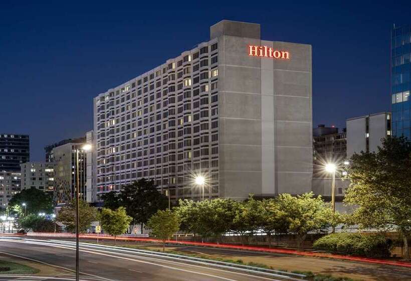 هتل Hilton Arlington National Landing