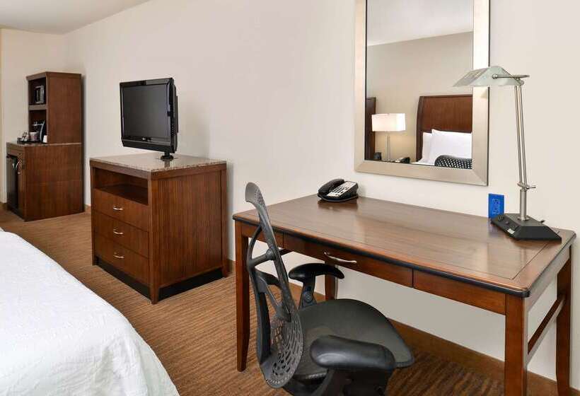 هتل Hilton Garden Inn Dallas/addison