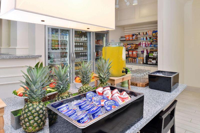 هتل Hilton Garden Inn Dallas/addison