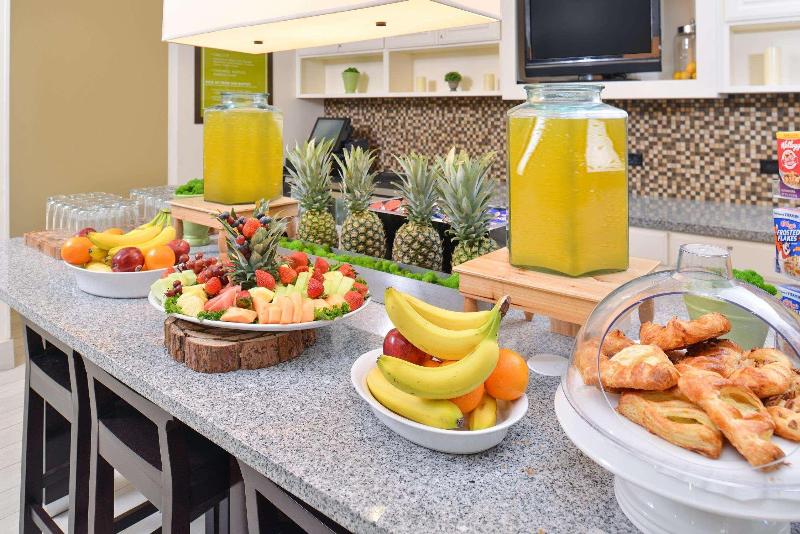 هتل Hilton Garden Inn Dallas/addison