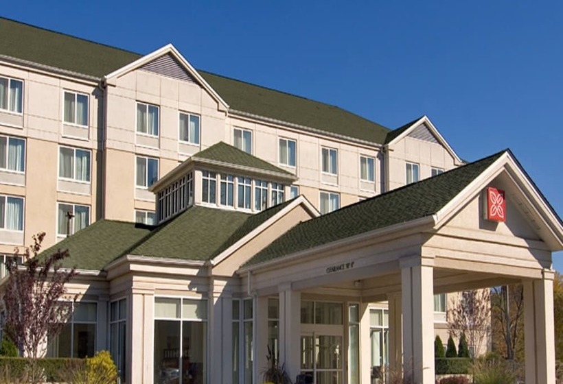 בית מלון כפרי Hilton Garden Inn Shelton