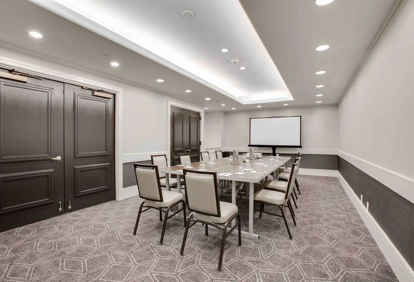 هتل Hilton Newark Airport
