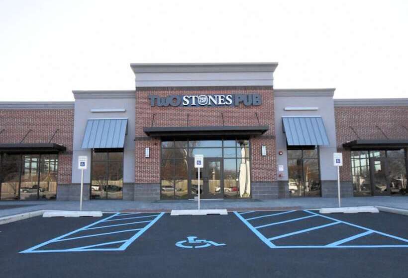 هتل Holiday Inn Express & Suites Wilmington Newark, An Ihg