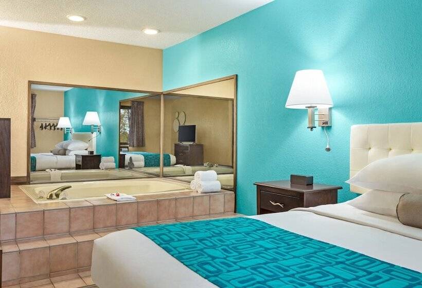 فندق Howard Johnson By Wyndham Waterloo/cedar Falls